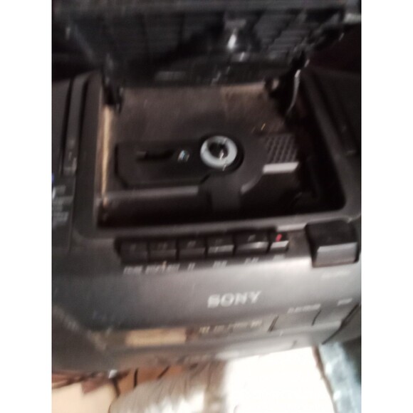Sony Gfd 82 Boombox/Cd/Cassette Tested And Works Broken Antenna Used Condition - Picture 13 of 16